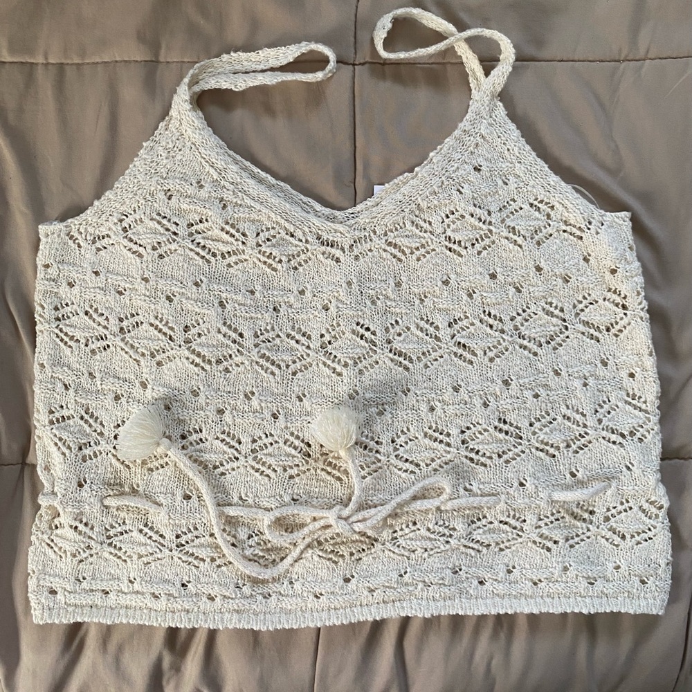 NWT Juniors' SO® Cropped Tie-FrontCrochet Tank, Size: Large